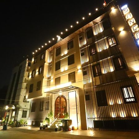 Sanca International Hotel In Patel Nagar Delhi New Delhi Bagian luar foto