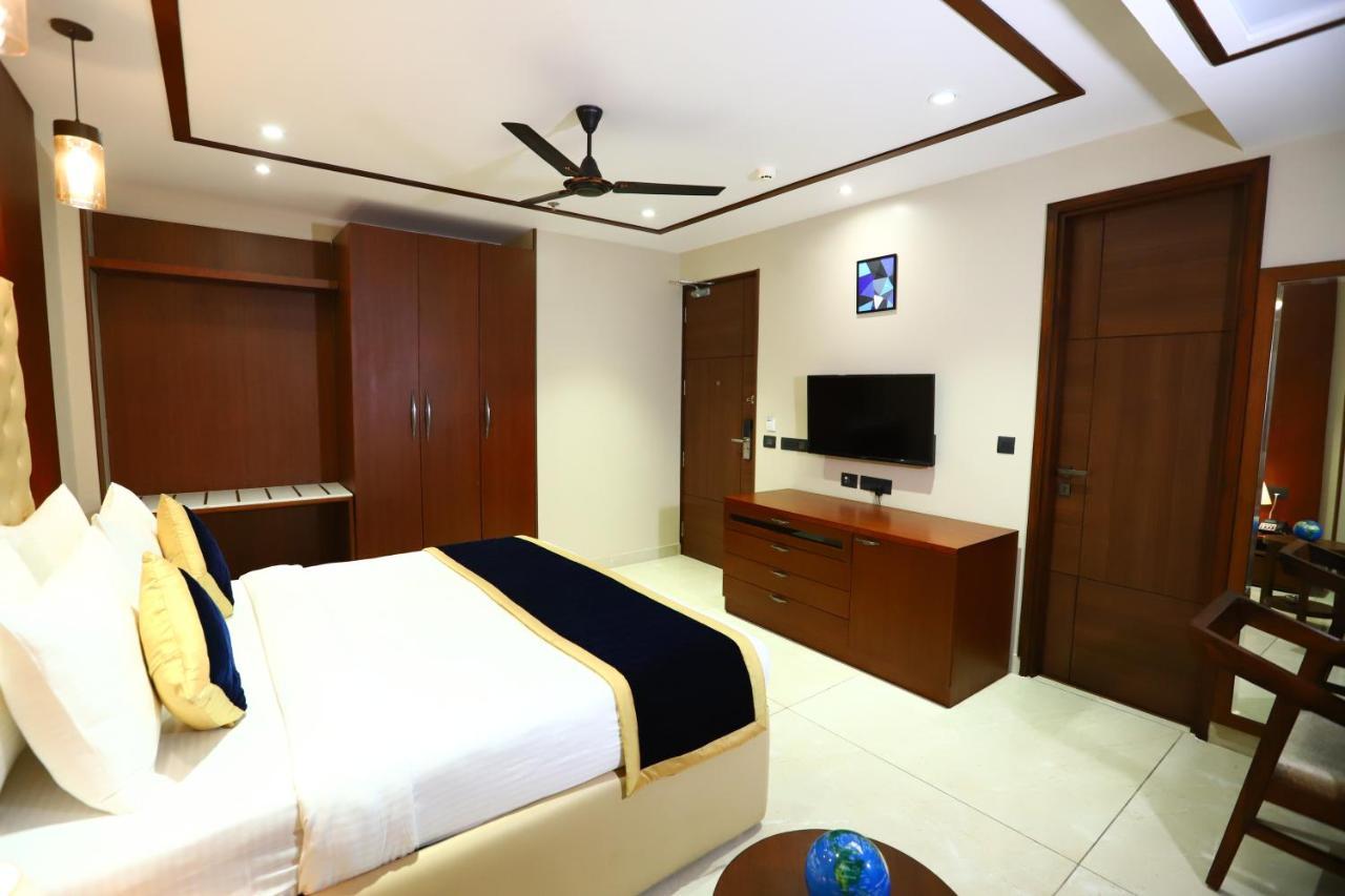 Sanca International Hotel In Patel Nagar Delhi New Delhi Bagian luar foto